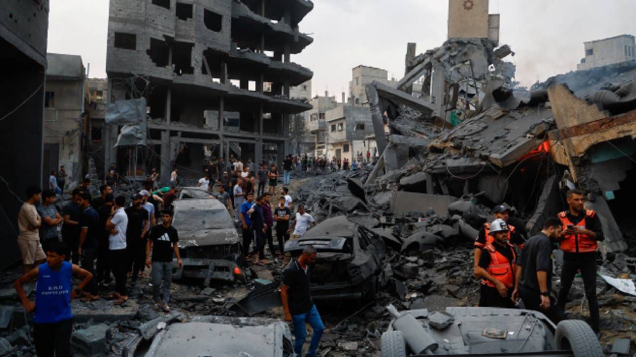 Secuelas de ataques de Israel en Gaza.