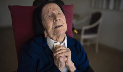 Con 118 años de edad, Lucile Randon falleció mientras se encontraba durmiendo. Dicen que su deceso fue a las 2 de la mañana