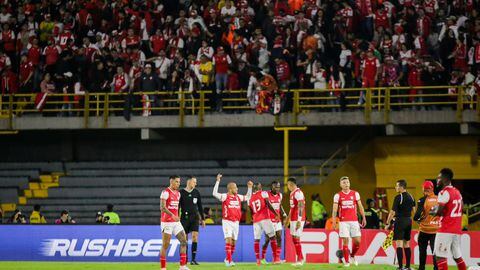 Imagen del partido entre Independiente Santa Fe y Deportes Tolima por la fecha 1 del Grupo B de los cuadrangulares semifinales de la Liga colombiana 2024.