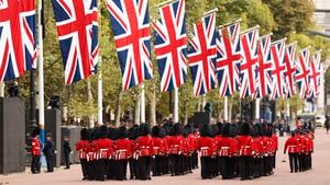 Los guardias reales marchan en The Mall el día del funeral de estado y entierro de la reina Isabel de Gran Bretaña, en Londres, Gran Bretaña, el 19 de septiembre de 2022