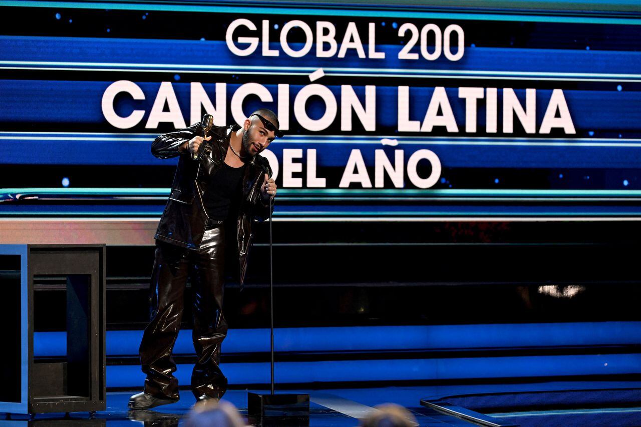 Manuel Turizo en el escenario durante los Premios Billboard de Música Latina 2023 en el Watsco Center el 5 de octubre de 2023 en Coral Gables, Florida. (Foto de Jason Koerner/Getty Images)