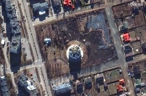 Las imágenes del satélite Maxar datan del 19 y 21 de marzo (Photo by Satellite image -2022 Maxar Technologies / AFP)
