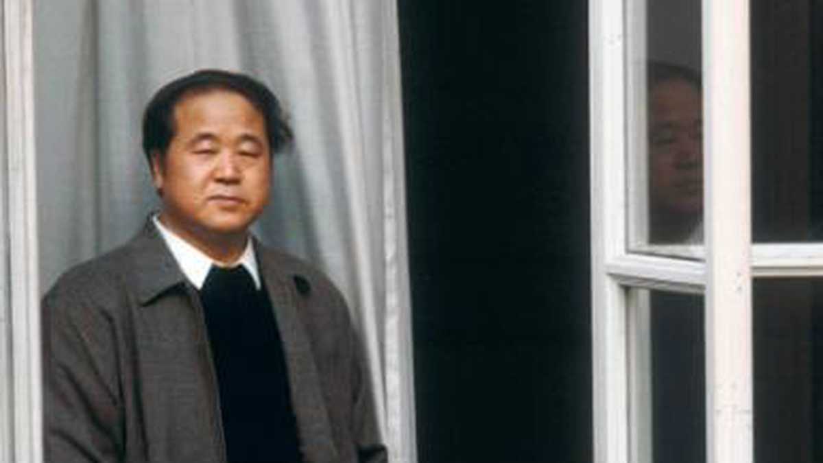 El premio Nobel de Literatura: Mo Yan.