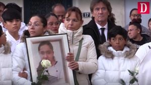 Cerca de 3000 personas realizaron un homenaje a Vanesa, la joven de 14 años de madre colombiana, y quién fue violada y asesinada en Francia el viernes 18 de noviembre.