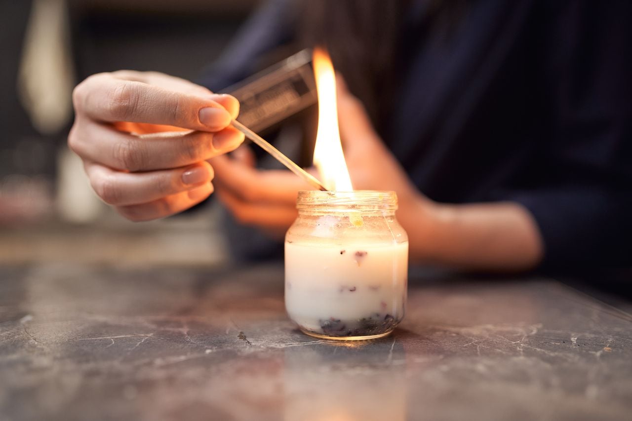 Dónde poner las velas aromáticas para atraer la prosperidad según el Feng  Shui?