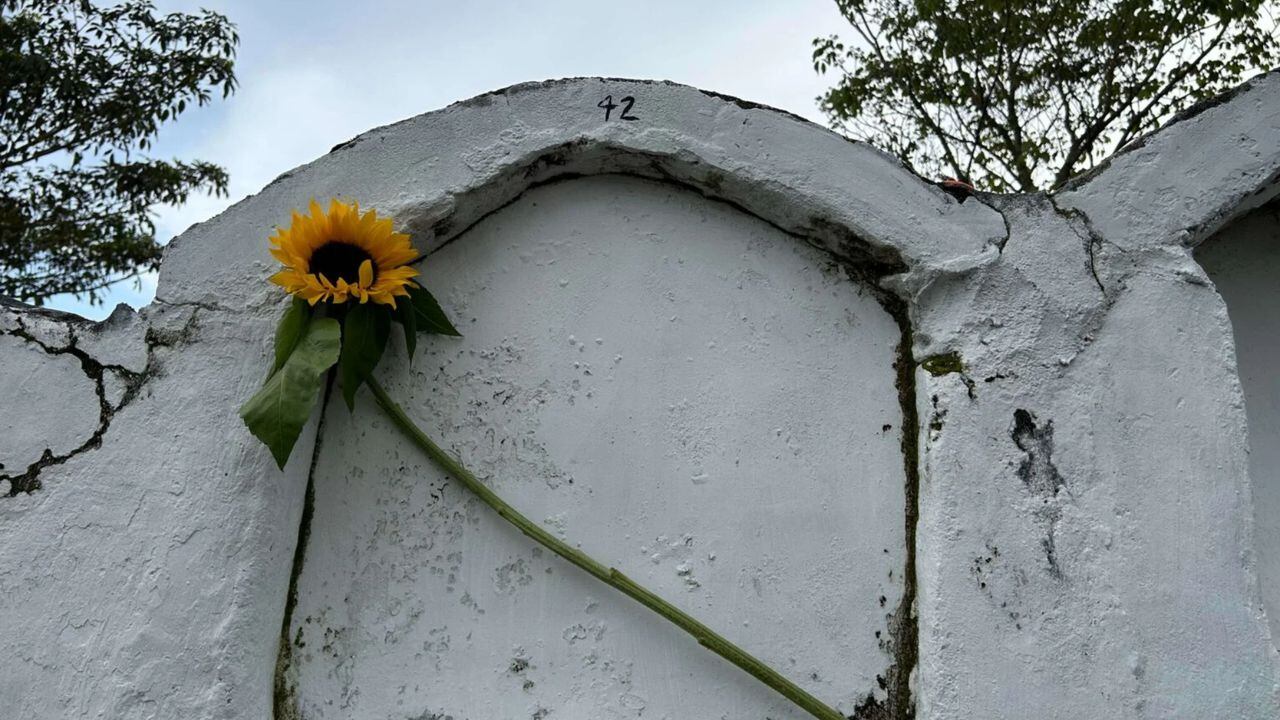 Posible tumba de Yenny Alejandra, desaparecida en la comuna 13 de Medellín.
