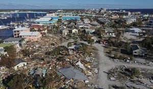 El huracán Ian destruyó por completo varios vecindarios ubicados en el suroeste de Florida