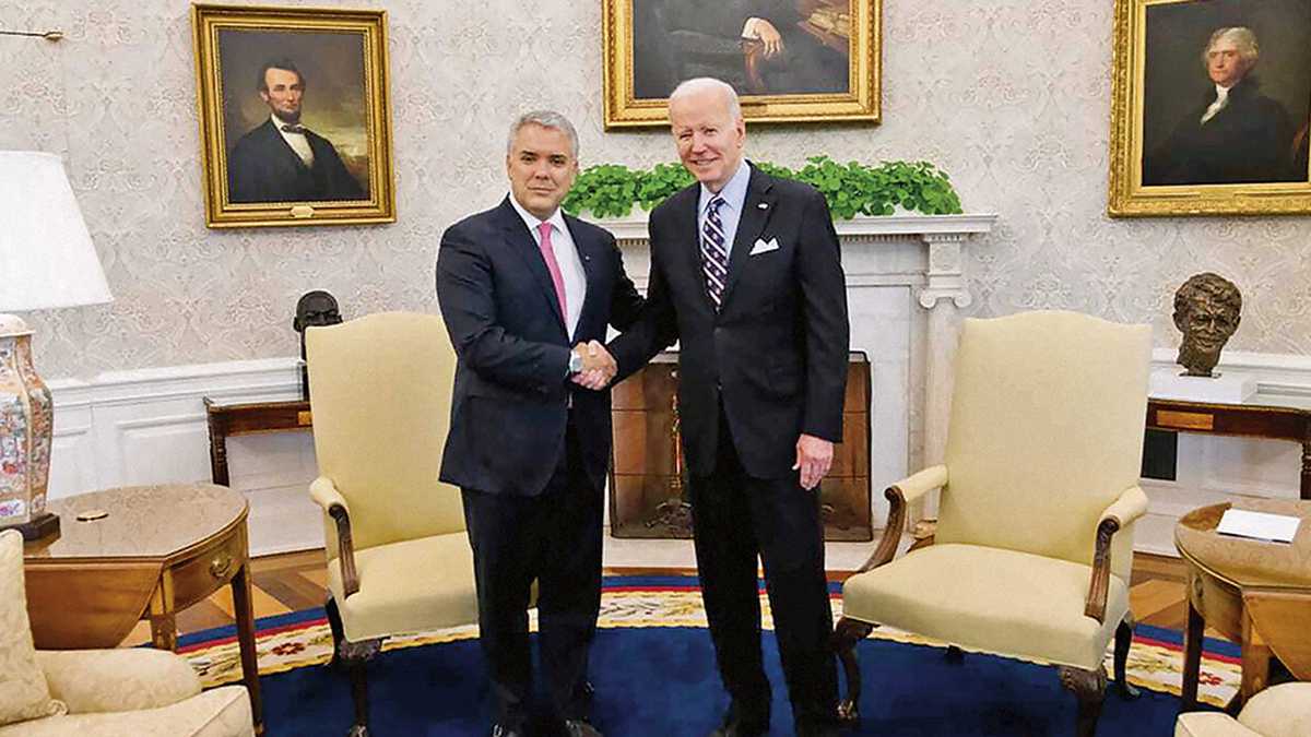     El encuentro de Joe Biden e Iván Duque en la Casa Blanca el jueves pasado ratificó una historia de 200 años de alianza y fraternidad entre las dos democracias.