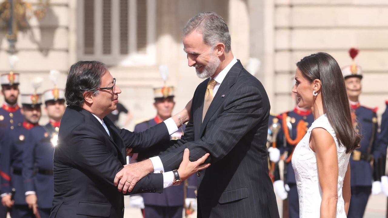 El rey Felipe VI recibió al presidente Gustavo Petro en el Palacio Real de Madrid.
