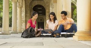 Muchos colombianos anhelan estudiar en el exterior. 