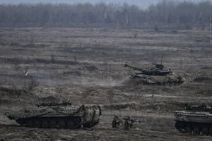 Las tropas ucranianas participan en un ejercicio militar en las afueras de la ciudad de Rivne en febrero.
