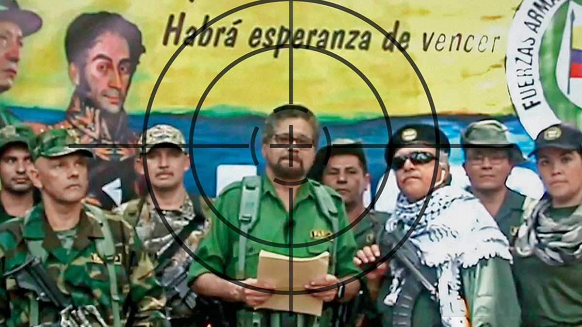 Desde Venezuela, Iván Márquez y Santrich, entre otros disidentes de las Farc, han aparecido en videos, enviando mensajes desafiantes al Estado. El cerco militar en contra de ellos crece con el paso de los días.