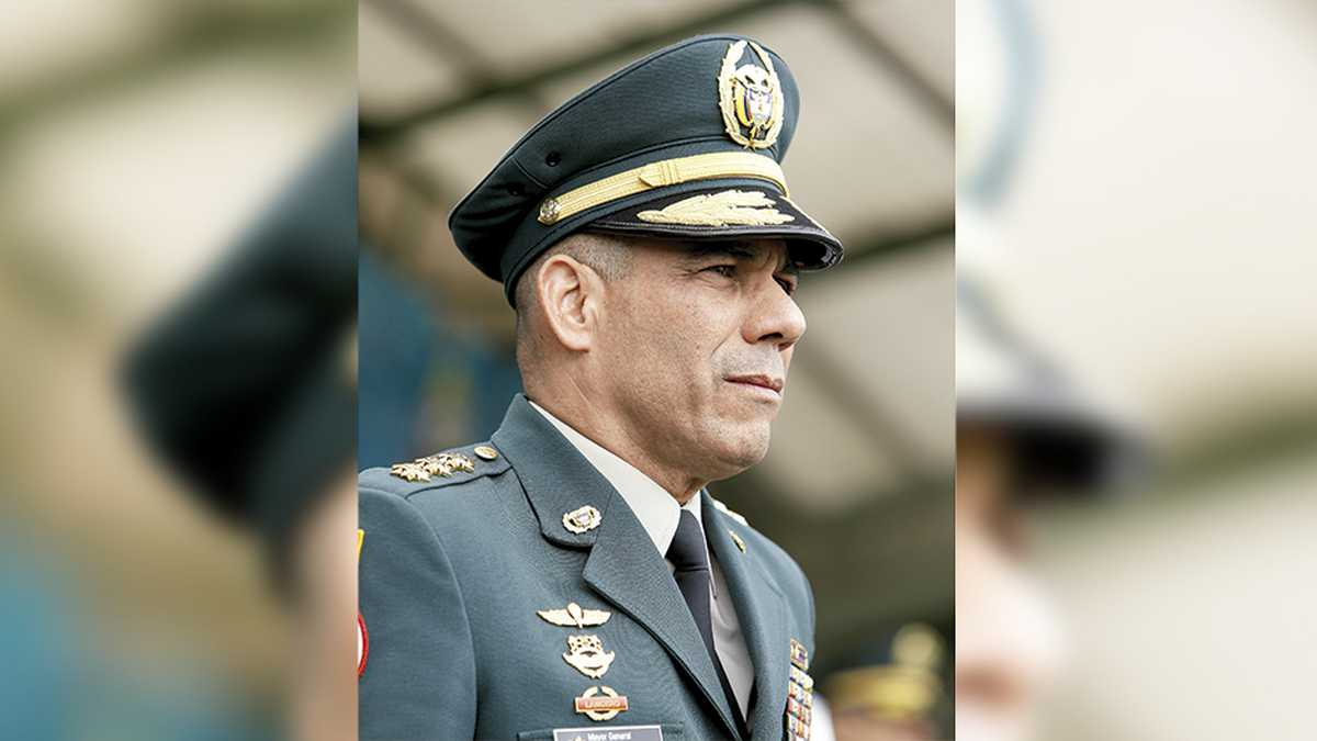 EDUARDO ZAPATEIRO Comandante del Ejército