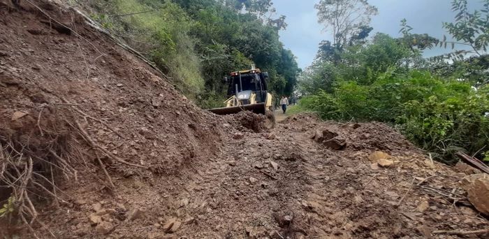 La alerta roja en el Valle del Cauca se adopta, además, ante las previsiones del Ideam sobre el incremento de las lluvias en esa región del país, por lo que se anunciaron varias decisiones y se hicieron algunas recomendaciones.