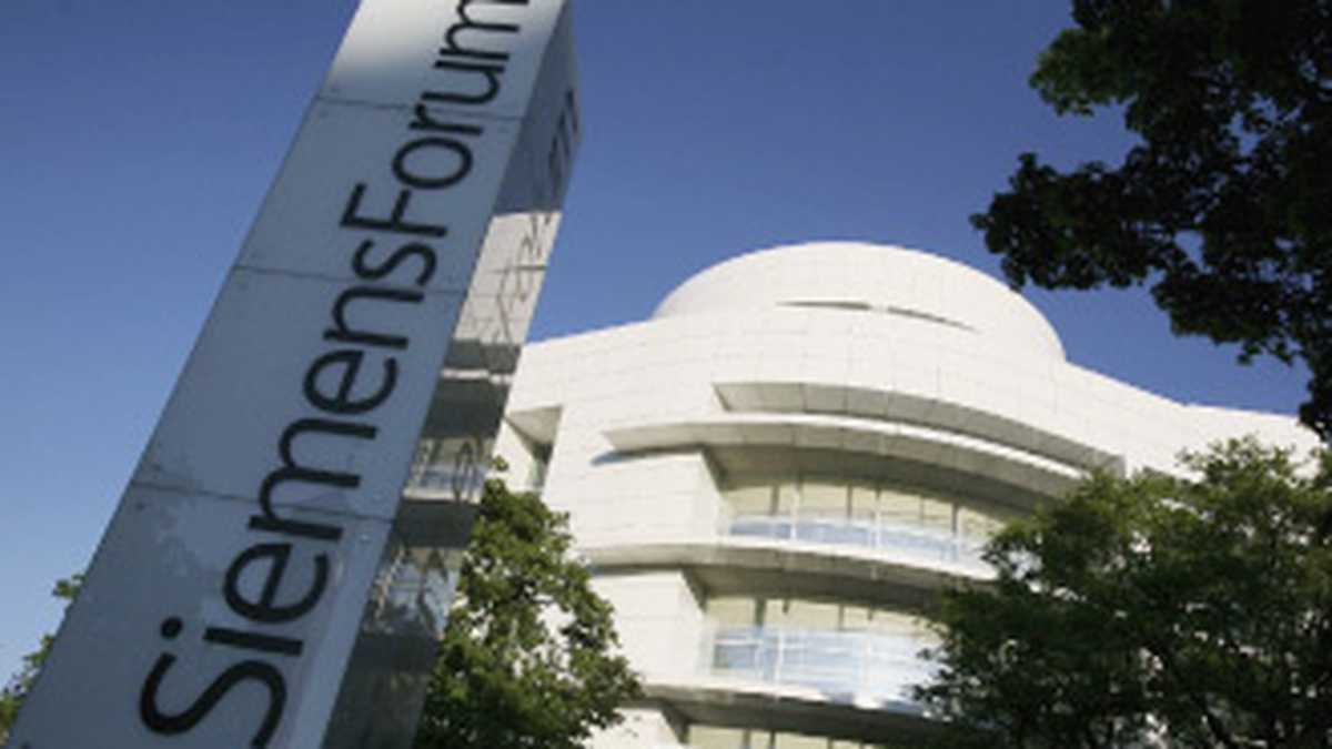 El edificio SiemensForum. En este lugar renunció, en abril de 2007, el presidente  Klaus Kleinfeld, como consecuencia de  sobornos