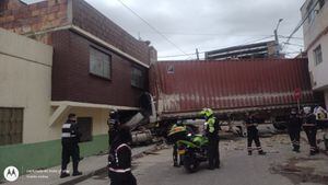 Camión colisionó contra un casa en el sur de Bogotá