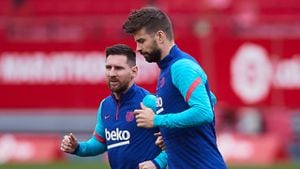 En la prensa catalana aseguran que la relación entre Messi y Piqué no terminó de la mejor manera