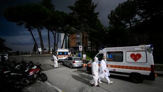 Por coronavirus en Italia, alertan de nuevo colapso hospitalario