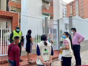 Directivo del ICBF en Barranquilla exhortó a los vigilantes de los centros comerciales, a estar pendientes de los niños en los baños.