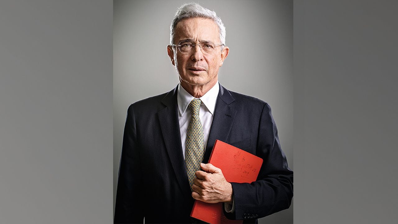 Álvaro Uribe Vélez Expresidente de la república