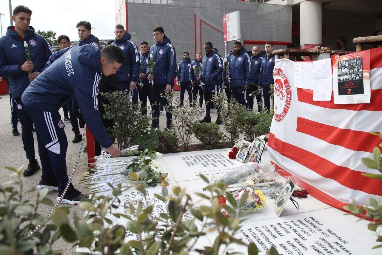 James Rodríguez presente en el Tributo en honor a las víctimas de la Puerta 7