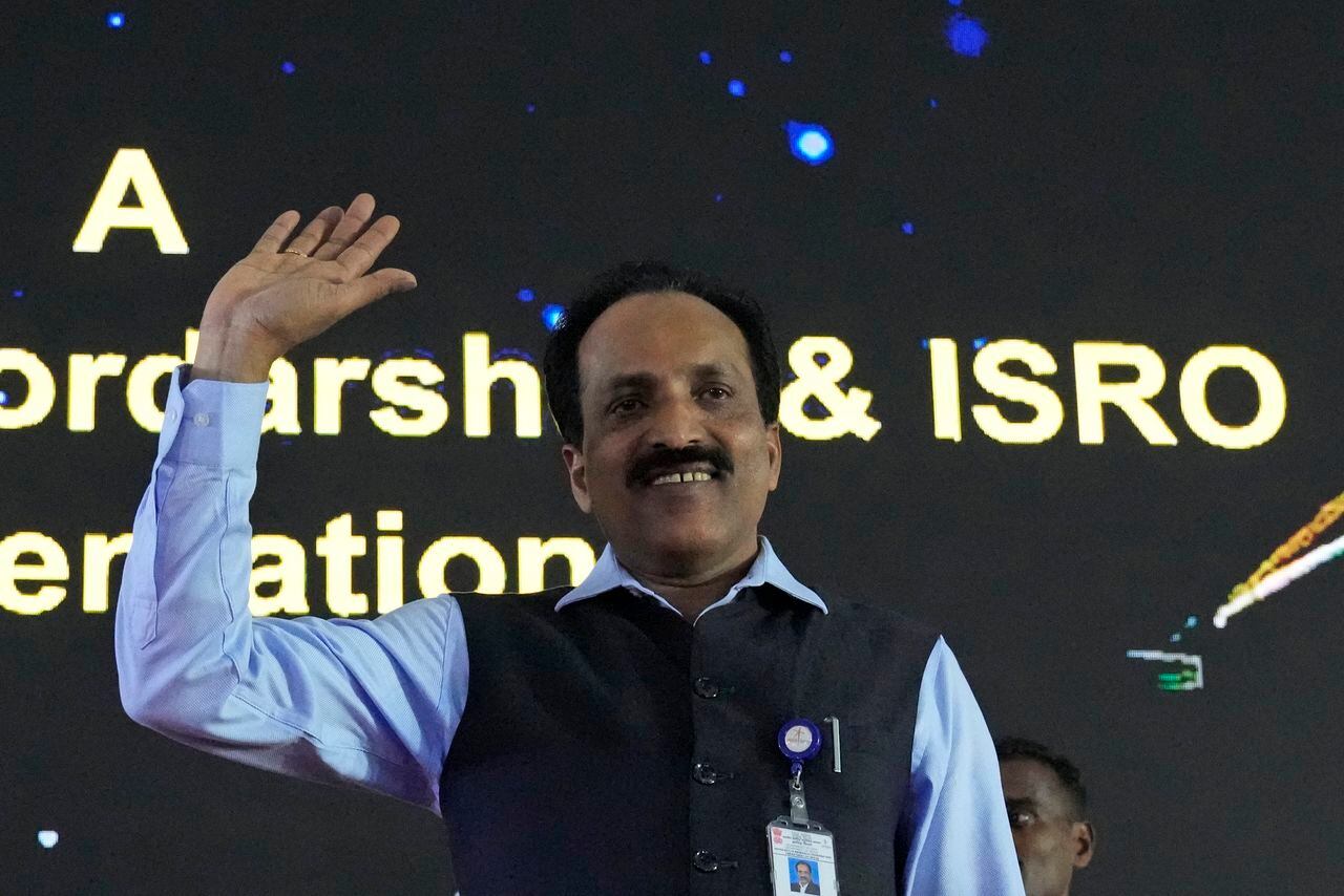 En una muestra de sus ambiciones espaciales para el futuro, Modi anunció a principios de semana que la agencia espacial india montará una estación espacial de fabricación nacional para 2035 y que un astronauta indio llegará a la Luna en 2040.