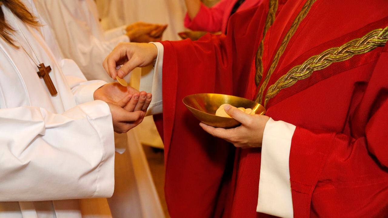 La comunión espiritual es una acción que está presente desde el bautismo, en la adhesión de las personas a Jesús.